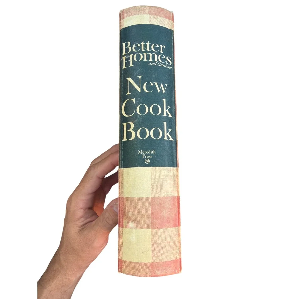 Better Homes and Gardens New Cook Book Vintage Gingham Plaid Hardcover Meredith